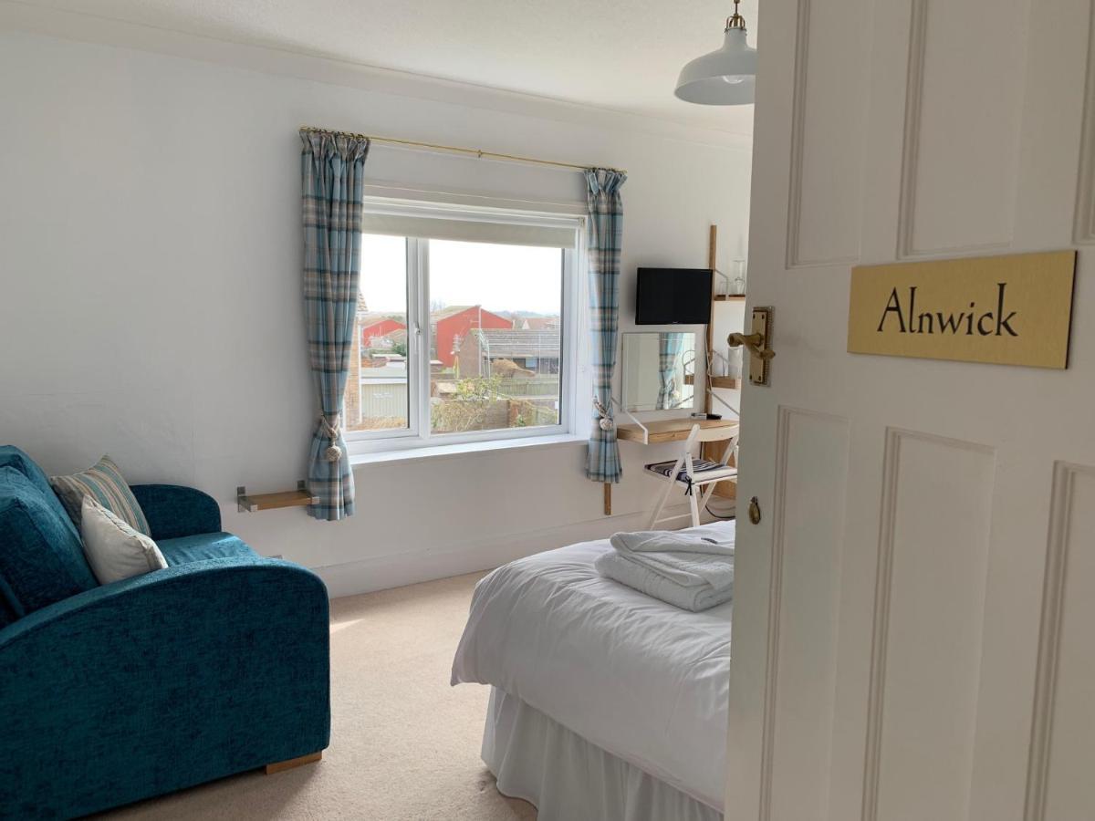 Holly Trees Bed & Breakfast Seahouses Exterior photo