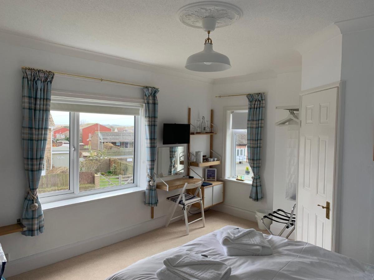 Holly Trees Bed & Breakfast Seahouses Exterior photo