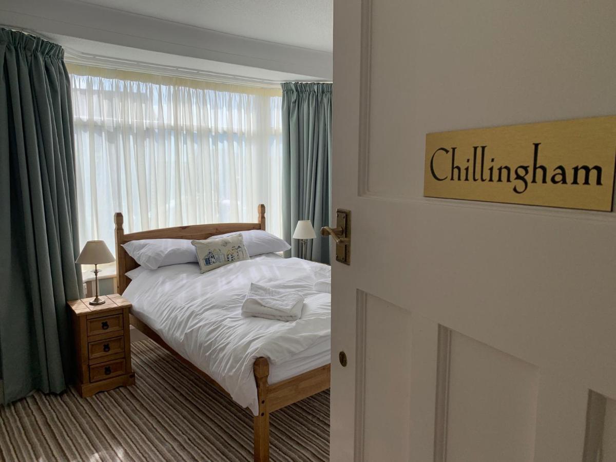 Holly Trees Bed & Breakfast Seahouses Exterior photo