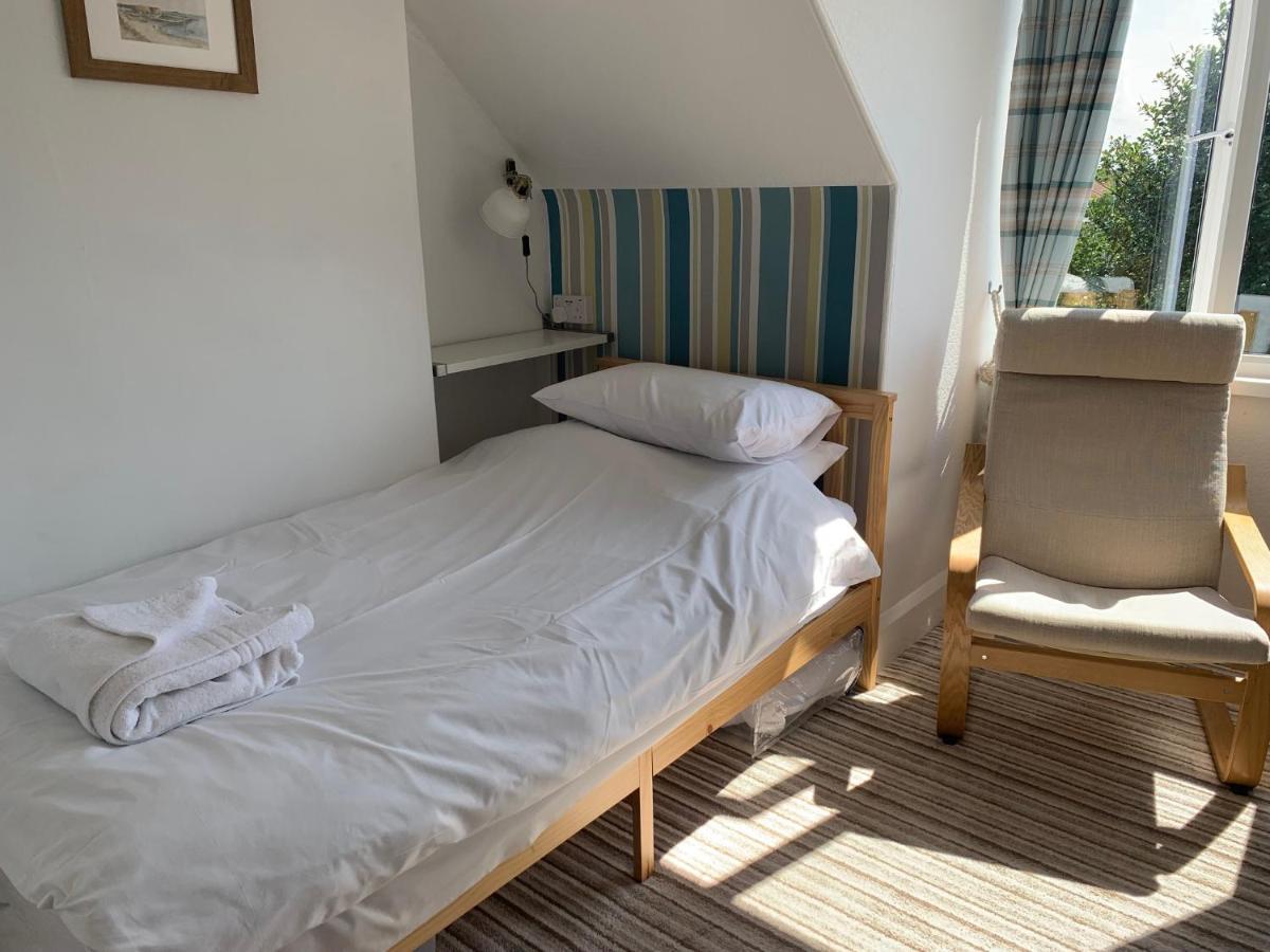 Holly Trees Bed & Breakfast Seahouses Exterior photo