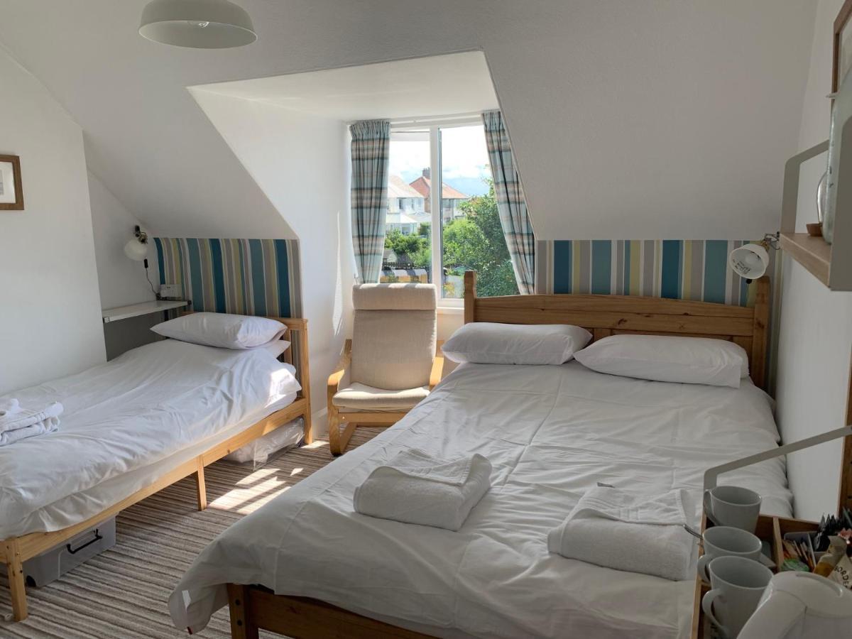 Holly Trees Bed & Breakfast Seahouses Exterior photo