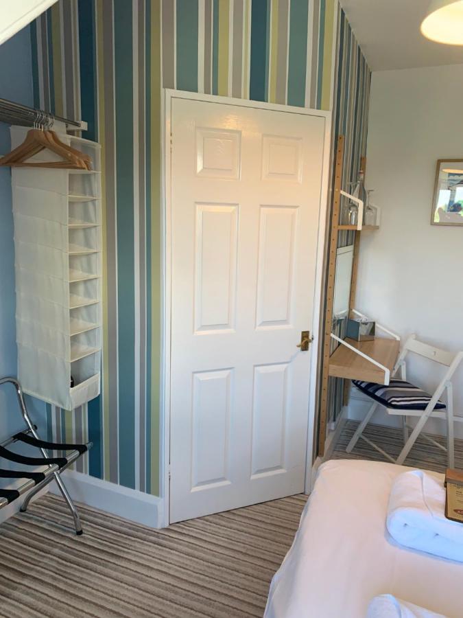 Holly Trees Bed & Breakfast Seahouses Exterior photo